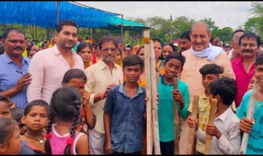 टेकारी गौठान में विधायक धनेंद्र साहू ने  मनाया हरेली पर्व ।