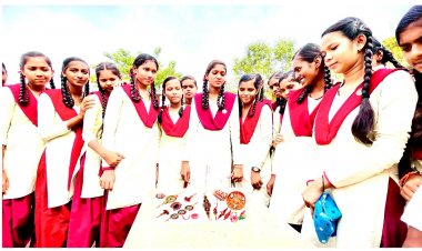 कुर्रु स्कूल के छात्राओ ने भेजी  बॉर्डर के जवानों के लिए राखी