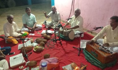 खोरपा में सावन से प्रारंभ रामायण पाठ का जन्माष्टमी पर विराम दिया गया।