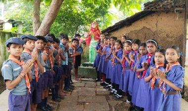 बिरोदा के प्राथमिक स्कूल में किया गया सरस्वती पूजन।