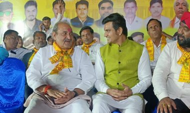 अभनपुर ब्लॉक कालोनी मैदान में हर्षोल्लास के साथ मनाया गया दशहरा पर्व।