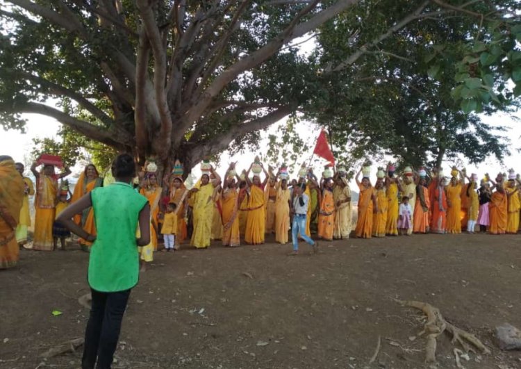 जुलुम में कलश यात्रा के साथ हुआ भागवत महापुराण महाकथा का शुभारंभ