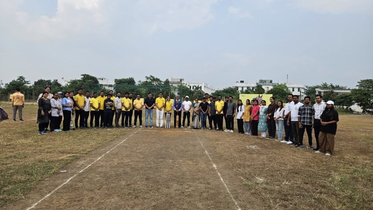 ग्रामीण खेल प्रतिभाओं का जलवा: श्री दावड़ा विश्वविद्यालय में क्रिकेट टूर्नामेंट का धमाकेदार आगाज, बलौदाबाजार के खिलाड़ी वुडबॉल में चमके